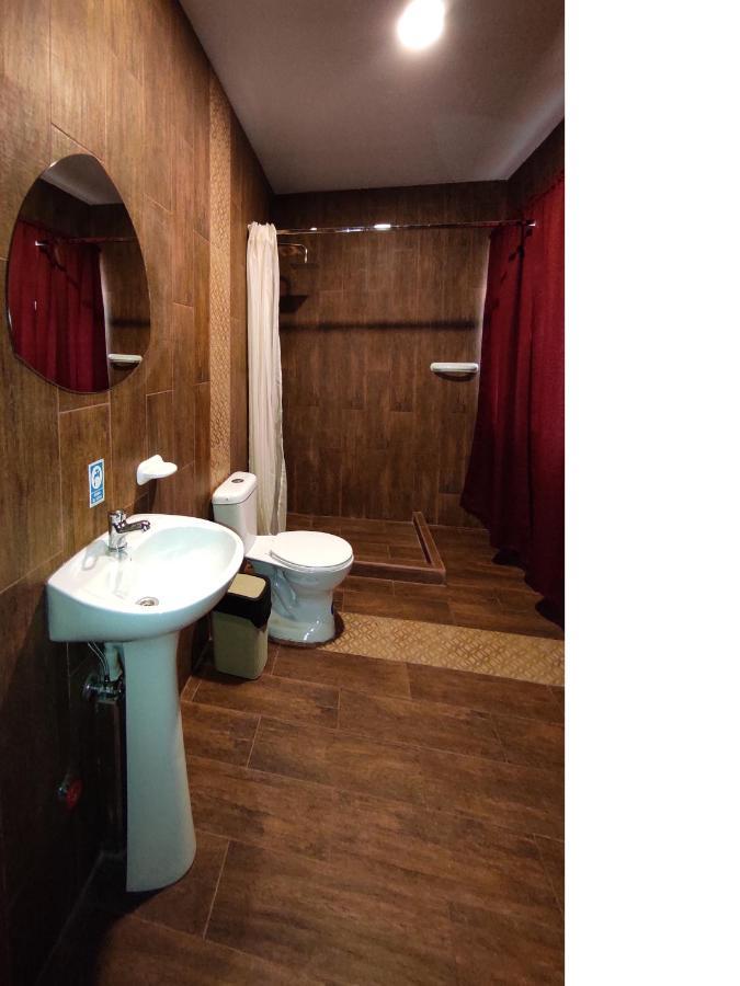 Hostal Nizza กูเอ็งกา ภายนอก รูปภาพ